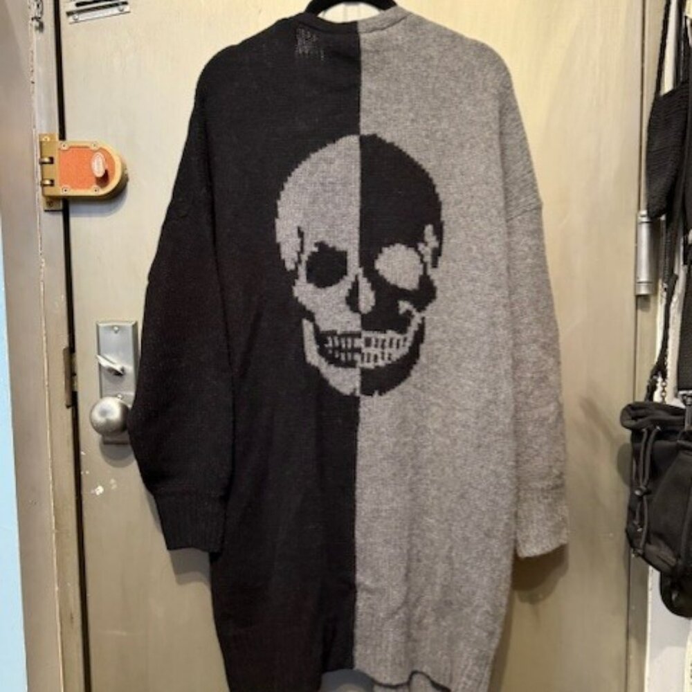360 Cashmere Pyper Skull two-tone Cashmere Sweater Cardigan - Picture 12 of 16